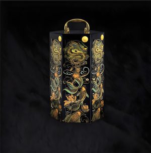 Trăng Vàng Black & Gold - Hộp 4 Bánh X 160g + Trà Ô Long